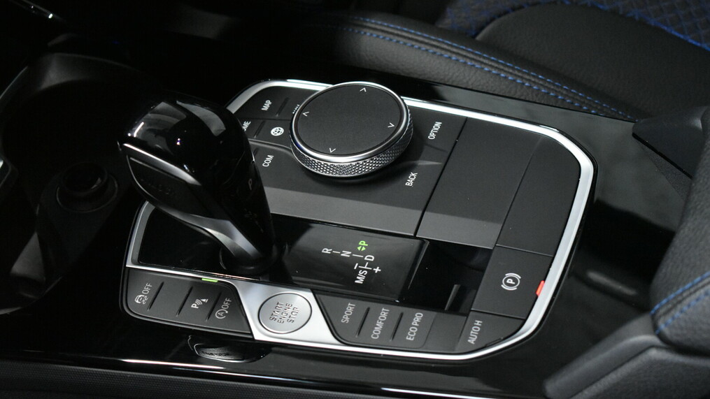 BMW Serii 2, 220