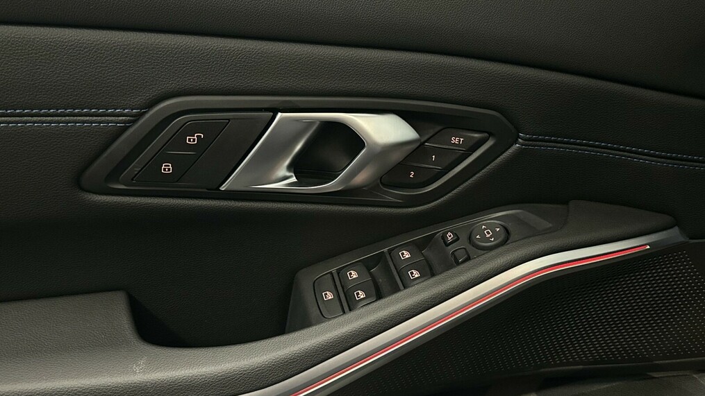 BMW Seria 3 330