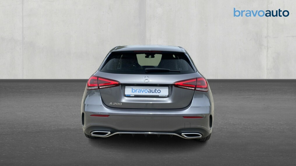 Mercedes-Benz A 200