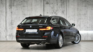 BMW Serii 5, 530