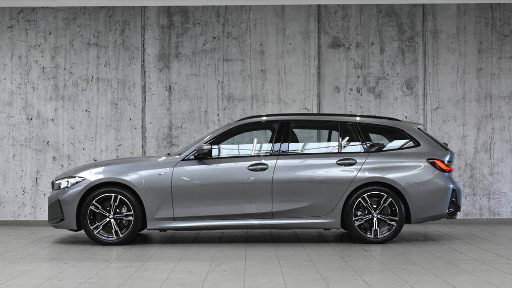 BMW Serii 3, 330