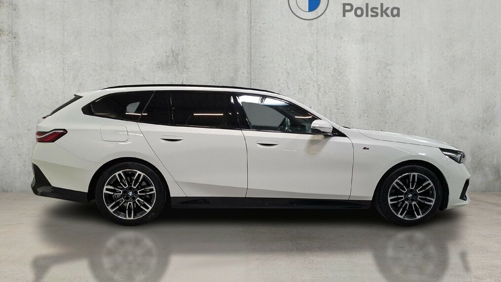BMW Serii 5, 520