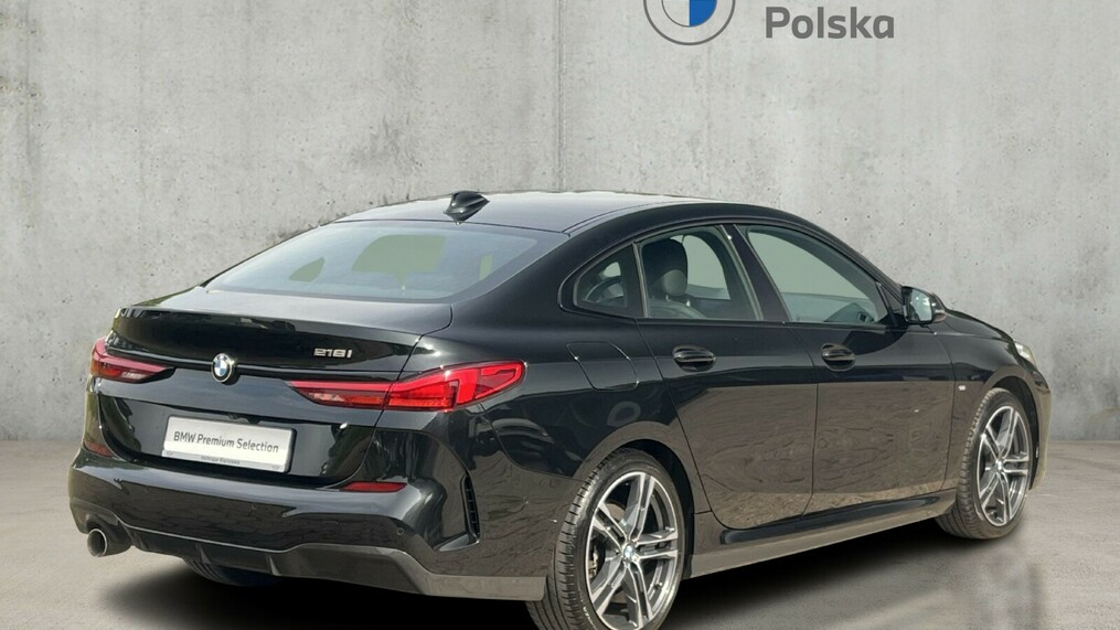 BMW Seria 2, 218