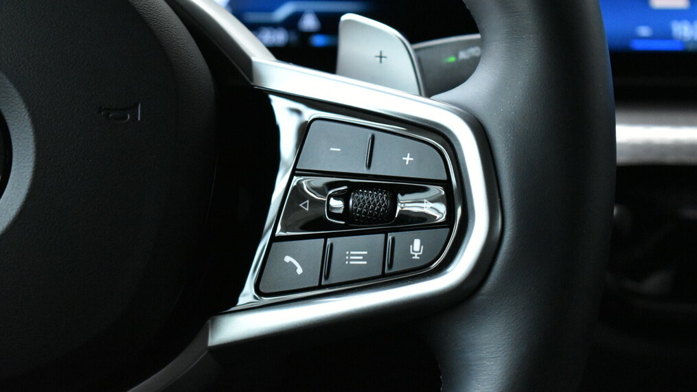 BMW Seria 3, 320