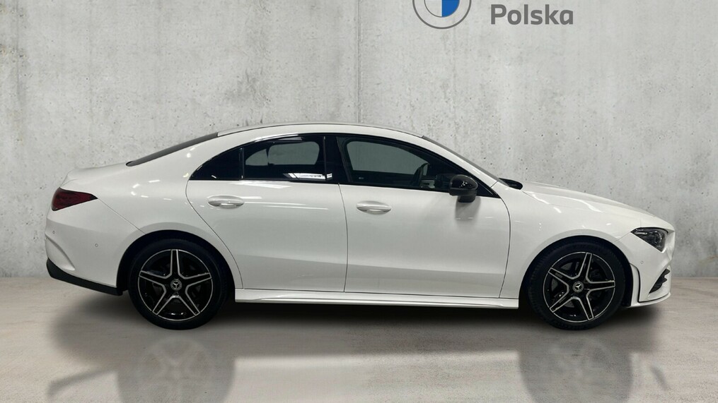 Mercedes-Benz CLA 200
