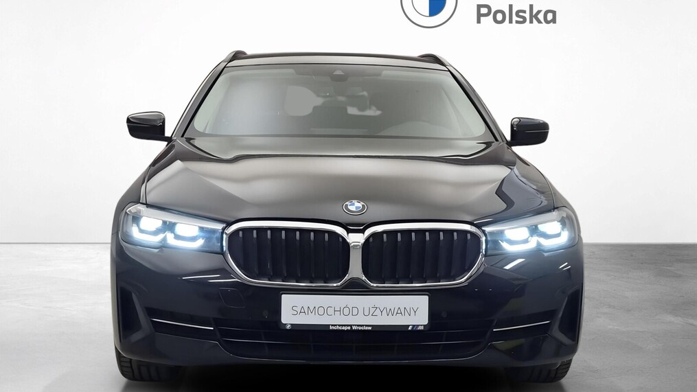 BMW Serii 5, 520