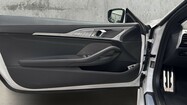 BMW Serii 8, 840