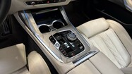 miniaturka - BMW X7