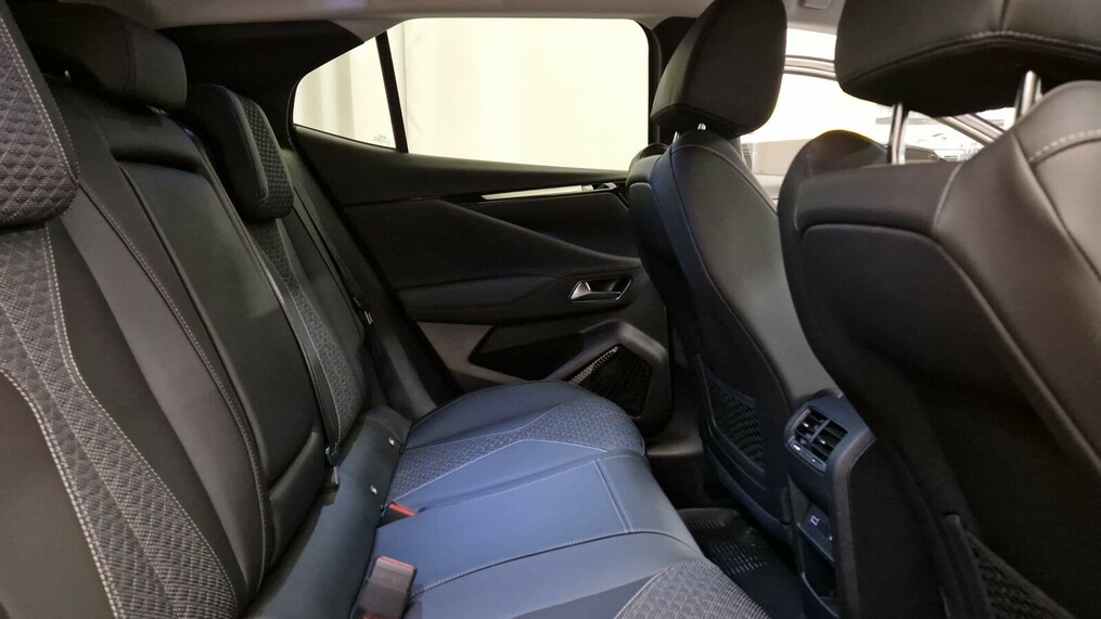 DS Automobiles DS 4