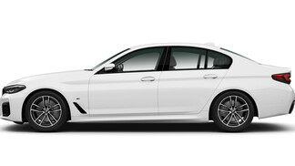 BMW Serii 5, 520