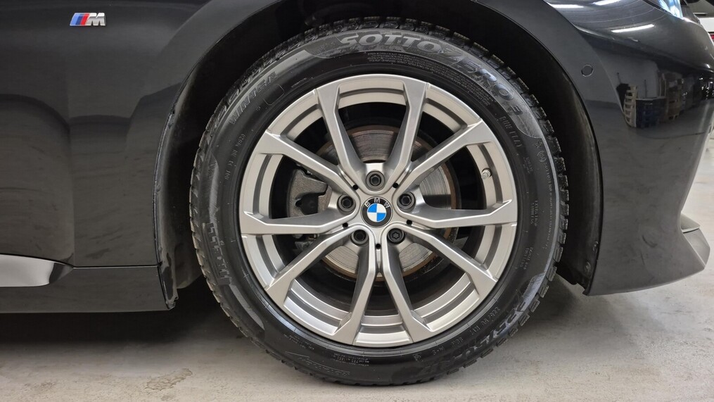 BMW Serii 2, 220