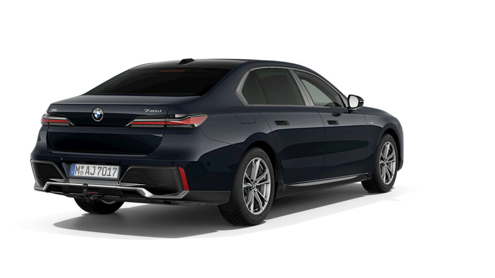 BMW Serii 7, 740