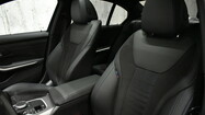 BMW Serii 3, 320