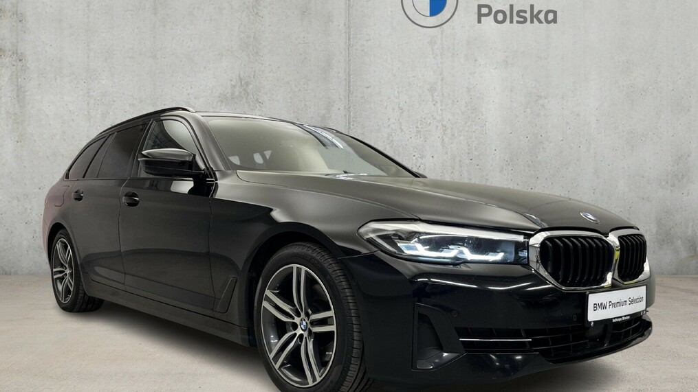 BMW Serii 5, 520