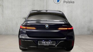 BMW Serii 7, 740