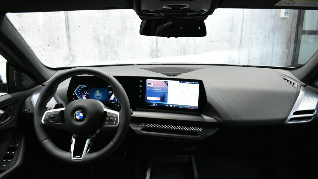 BMW Seria 2 218