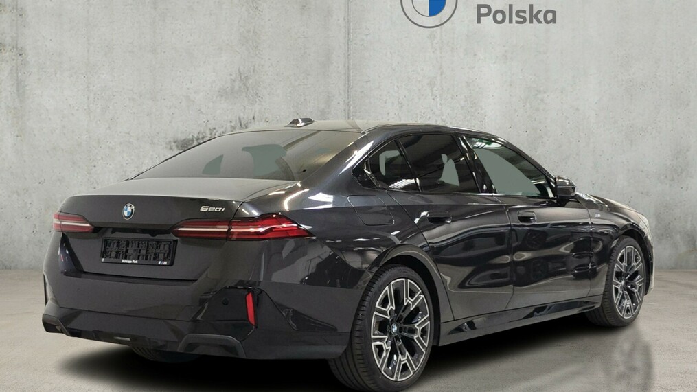 BMW Seria 5, 520