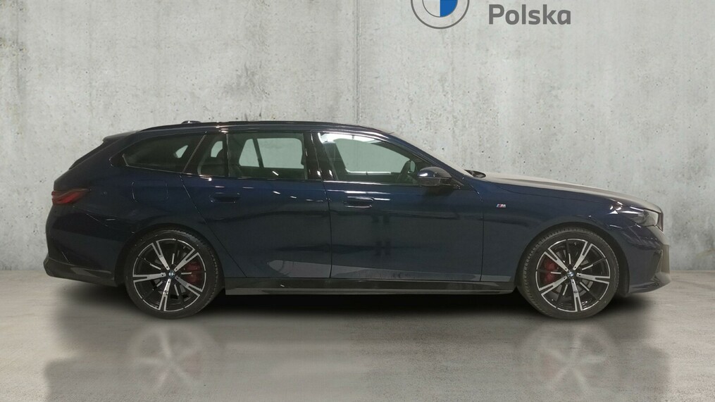 BMW Serii 5, 520