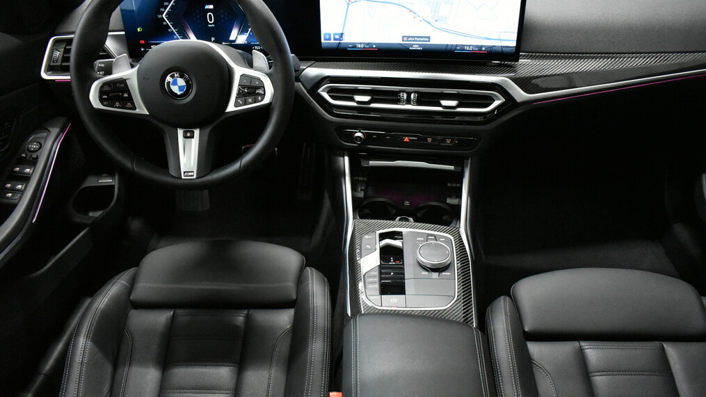BMW Serii 3, 320