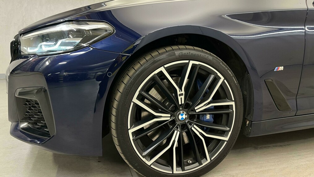 BMW Serii 5, 530