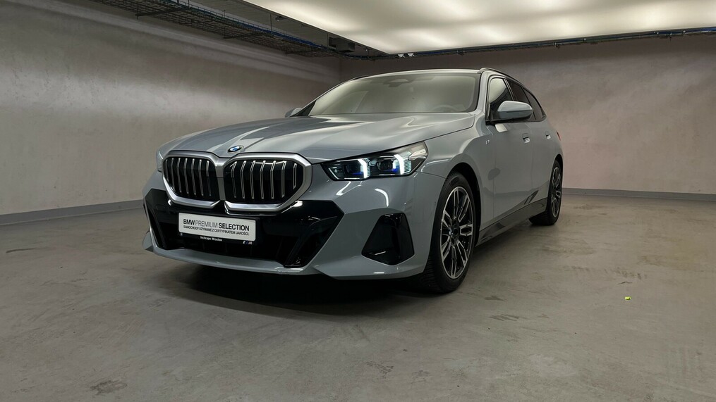 BMW Serii 5, 520