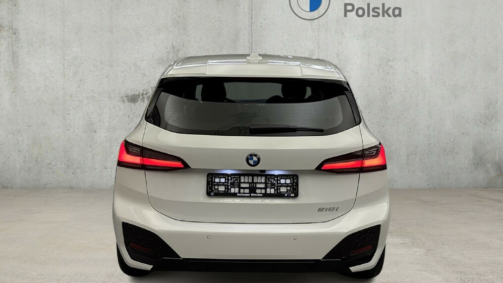 BMW Seria 2, 218