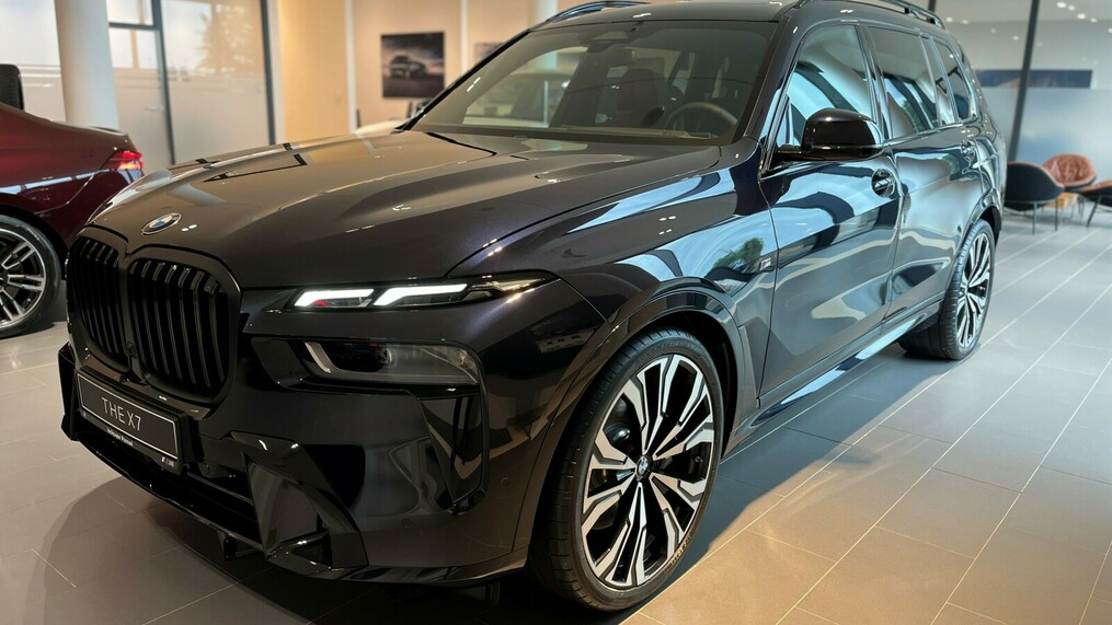 BMW X7