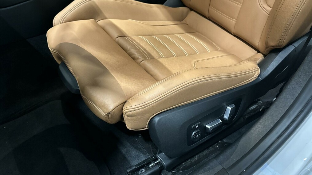 BMW Seria 3 330