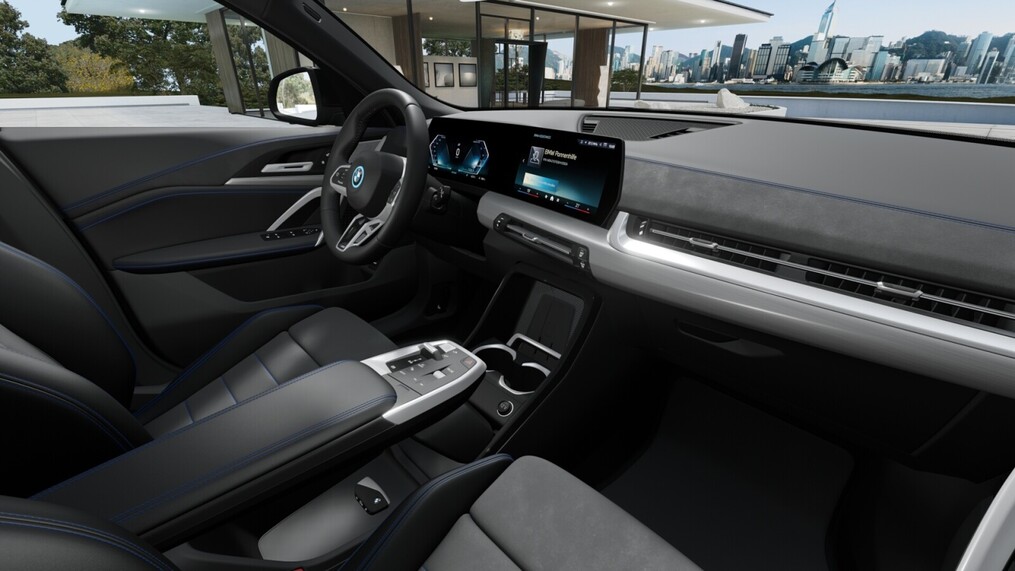 BMW iX2