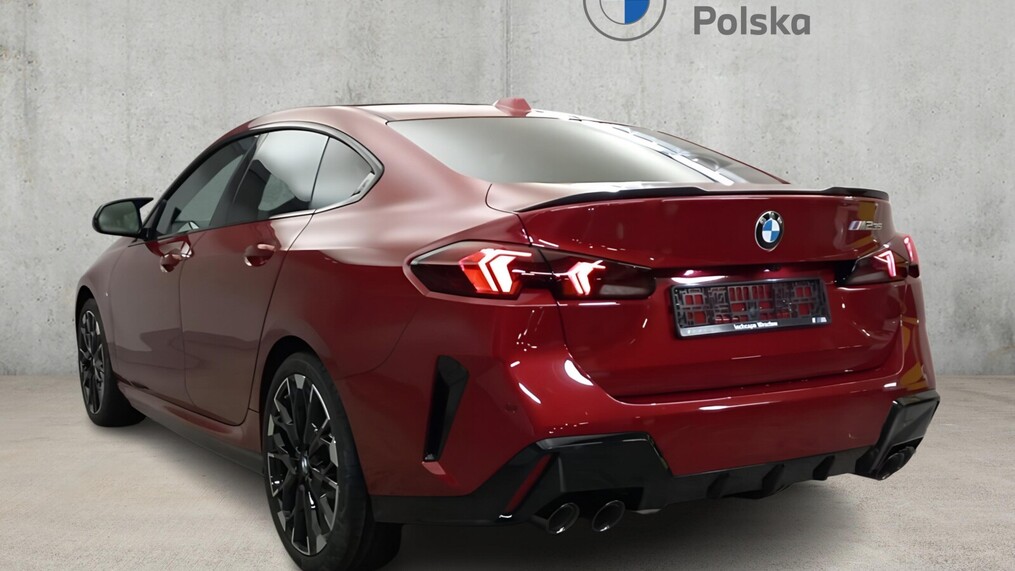 BMW Serii 2, 235