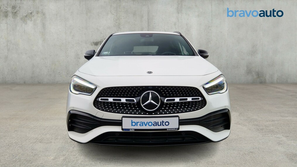 Mercedes-Benz GLA 200