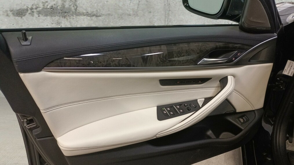 BMW Serii 5, 550