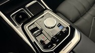 BMW Serii 7, 750