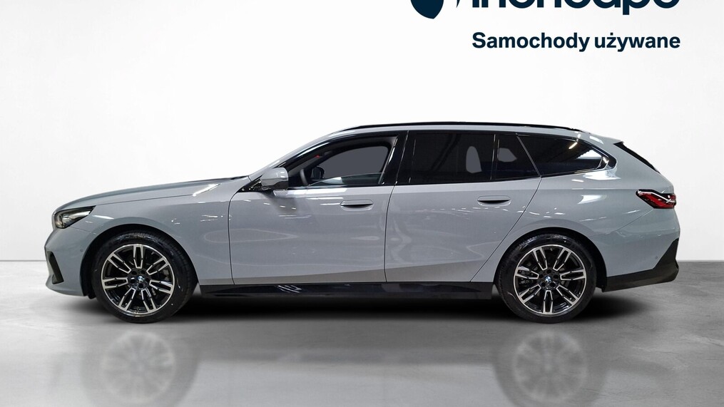 BMW Serii 5, 520