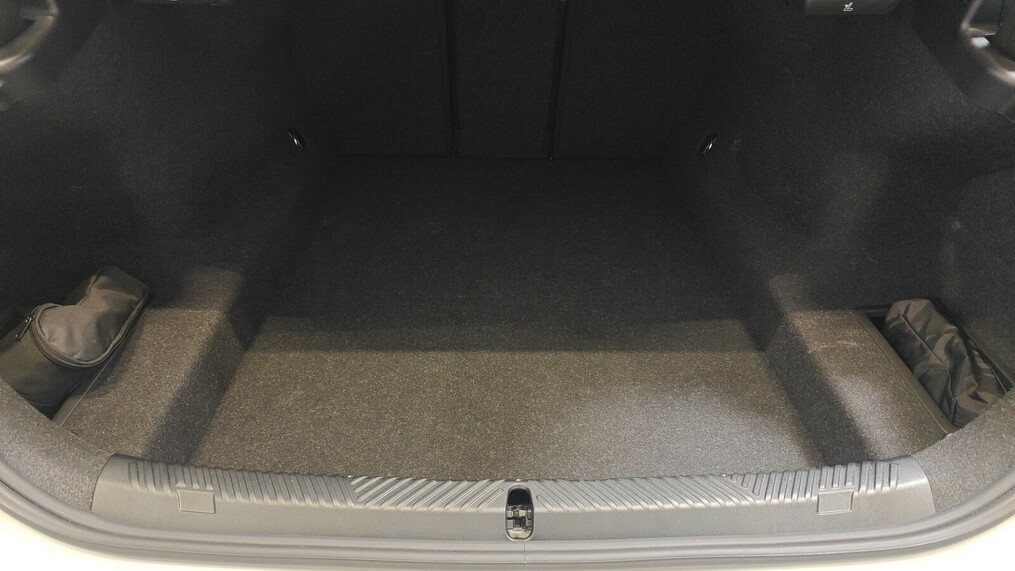 BMW Serii 5, 520