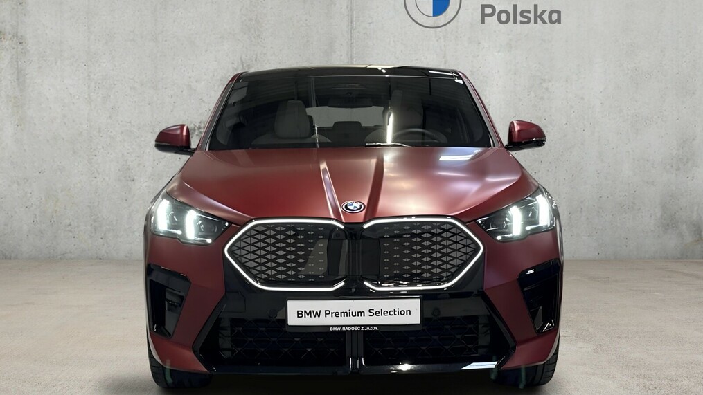 BMW iX2