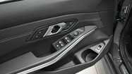 BMW Serii 3, 320