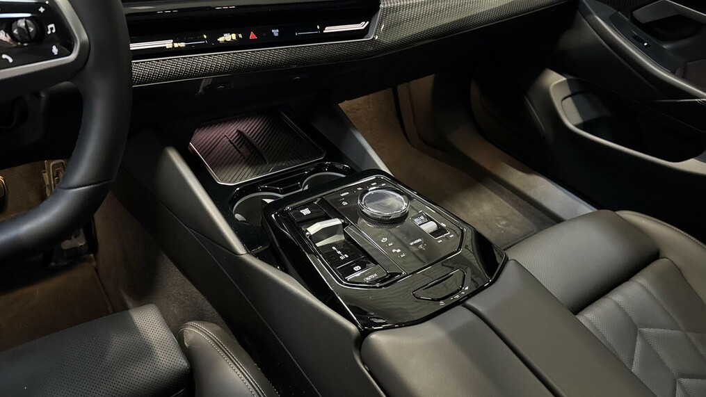 BMW Serii 5, 540