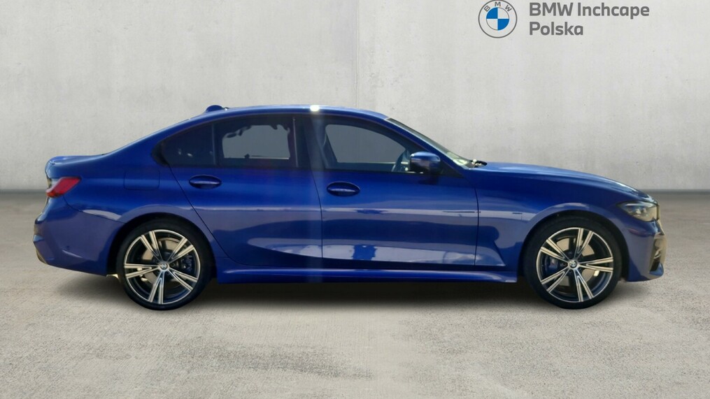 BMW Serii 3, 330