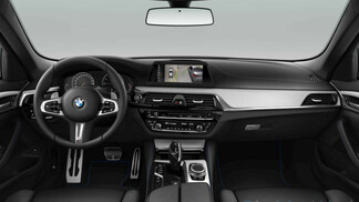 BMW Serii 5, 530