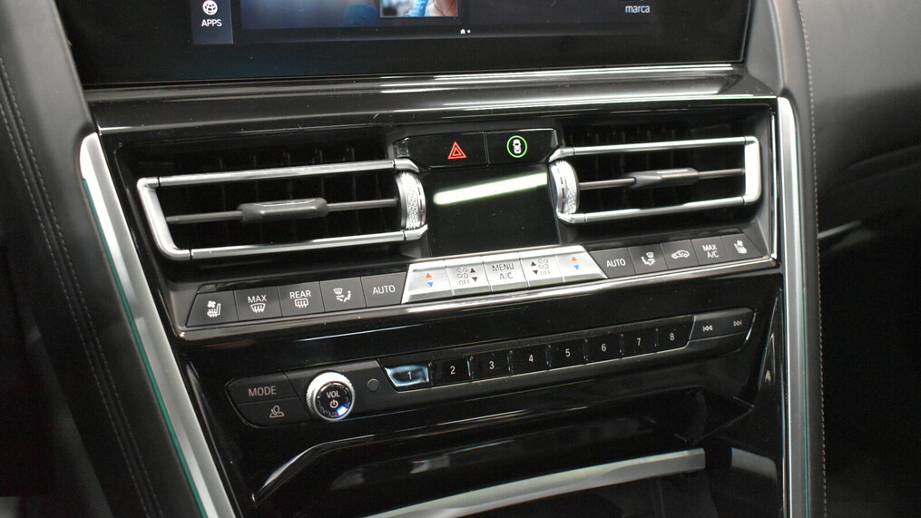 BMW Seria 8 840