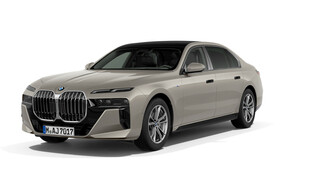 BMW Serii 7, 740
