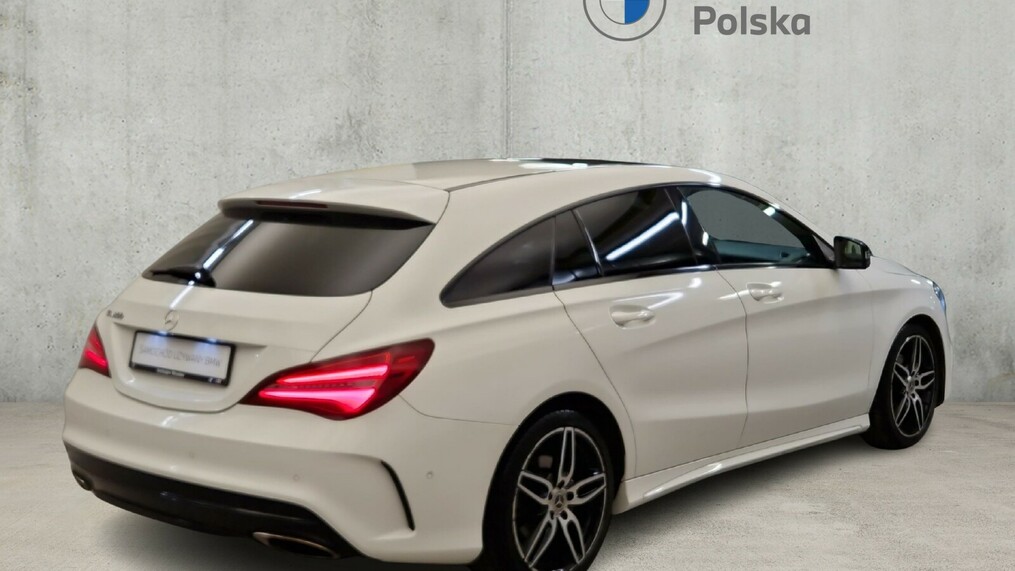 Mercedes-Benz CLA 200