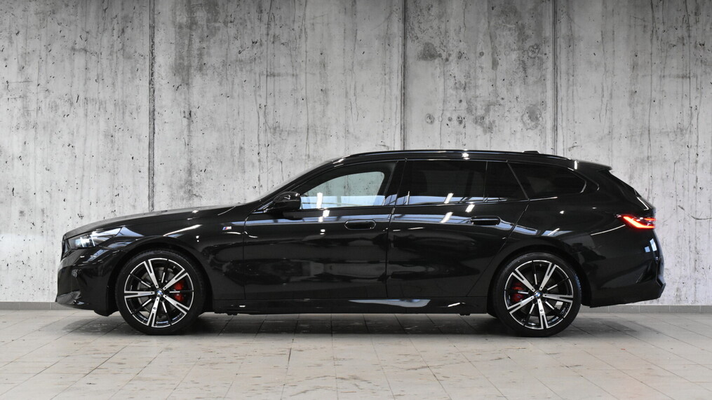BMW Serii 5, 520