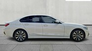 BMW Serii 3, 330