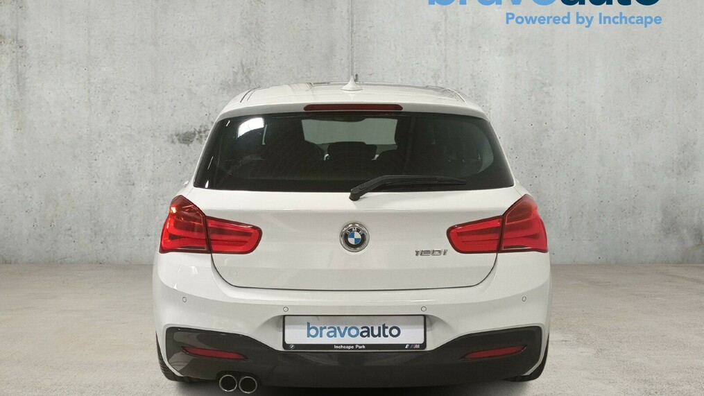 BMW Serii 1, 120