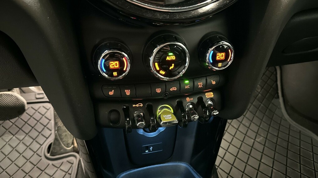 MINI Cooper SE