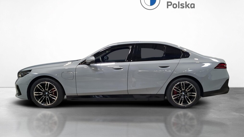 BMW Serii 5, 550