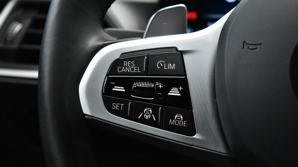 BMW Serii 3, 320