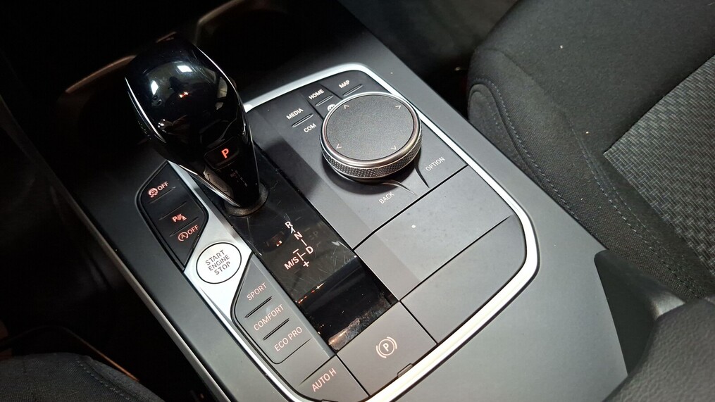 BMW Serii 1, 118